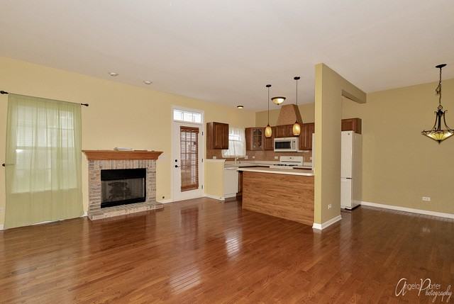2714 Kendall - Photo 2 of 19