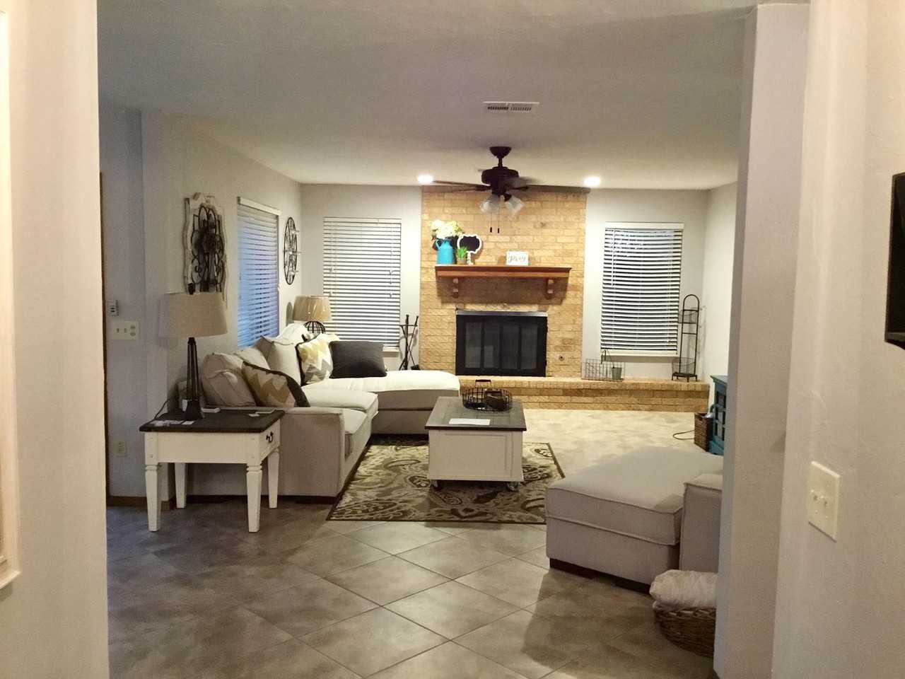 11008 N Grove Ave. - Photo 2 of 37