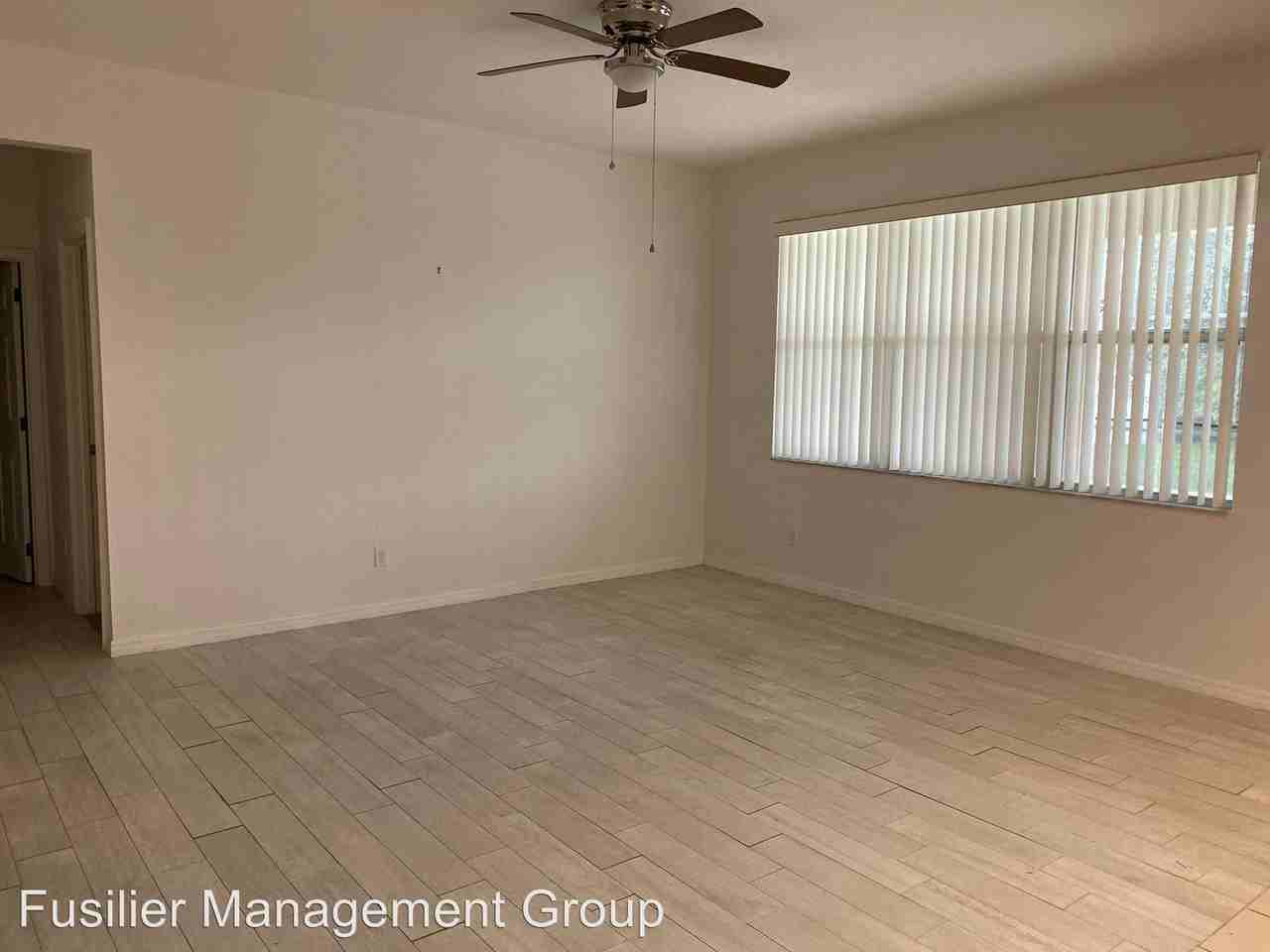 549 Aldridge Lane - Photo 3 of 12