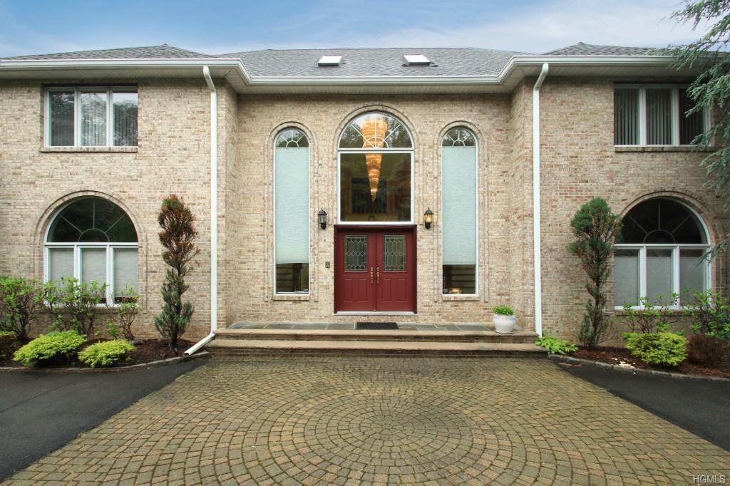 7 Pine Glen Drive - Photo 3 of 27