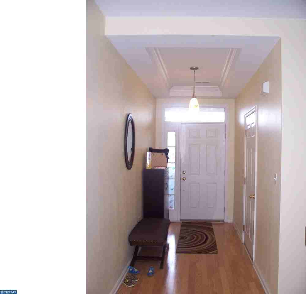 227 Brinley Drive - Photo 2 of 12