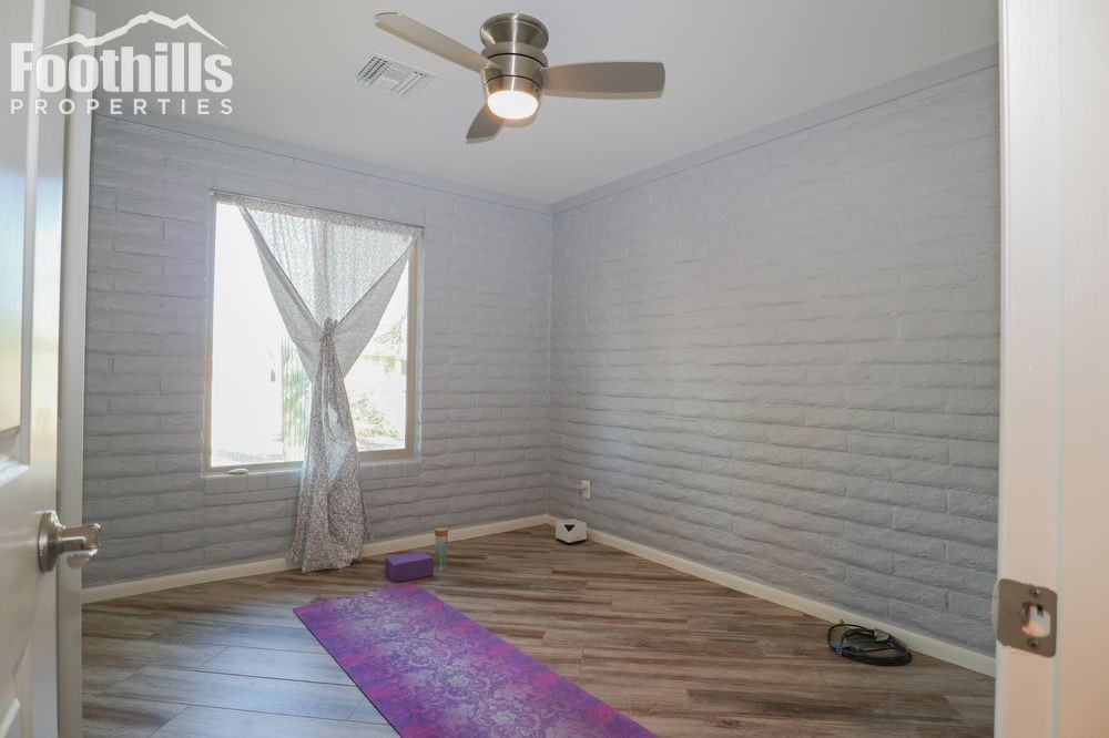 901 W Calle Dadivoso - Photo 2 of 22