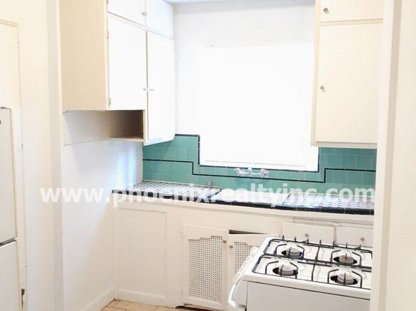 4401 78th St - Photo 2 of 10