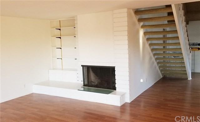 503 Avenida Campana - Photo 3 of 17