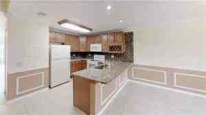 633 Corona Way - Photo 2 of 18