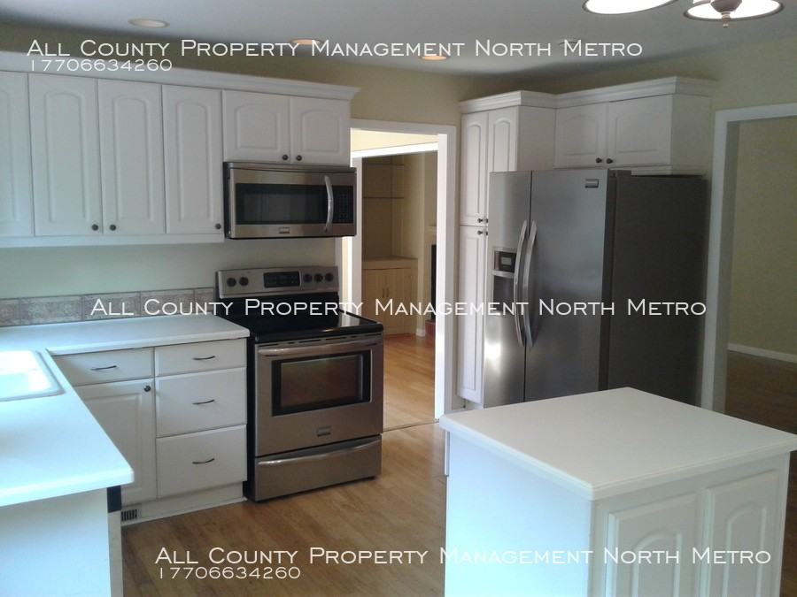 7 Basswood Circle - Photo 2 of 18