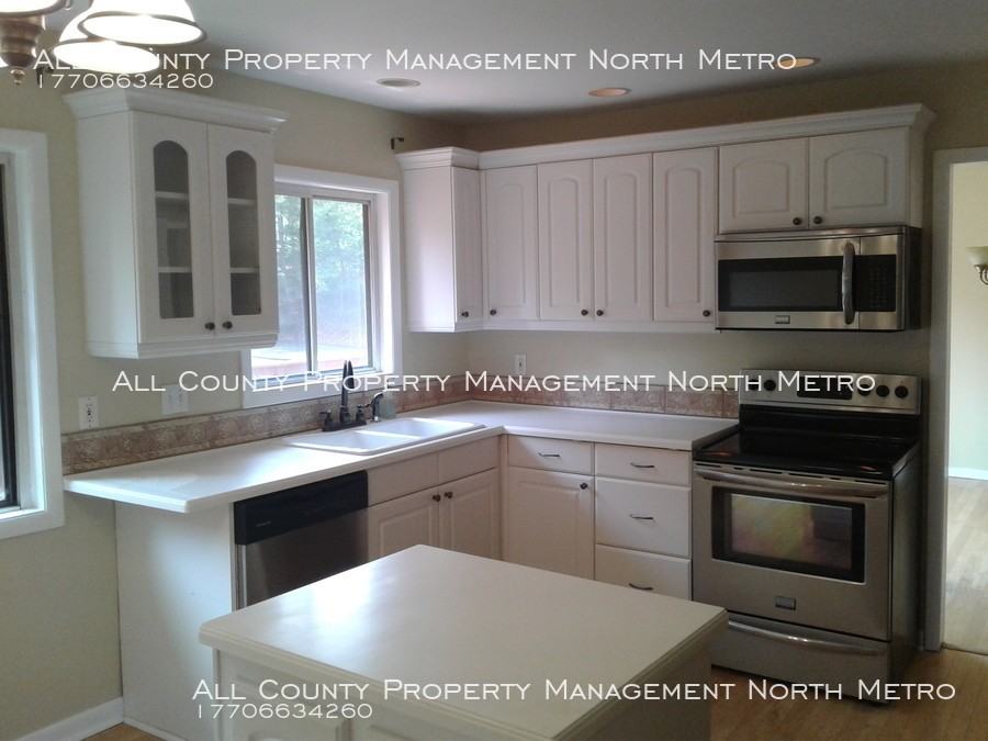 7 Basswood Circle - Photo 3 of 18