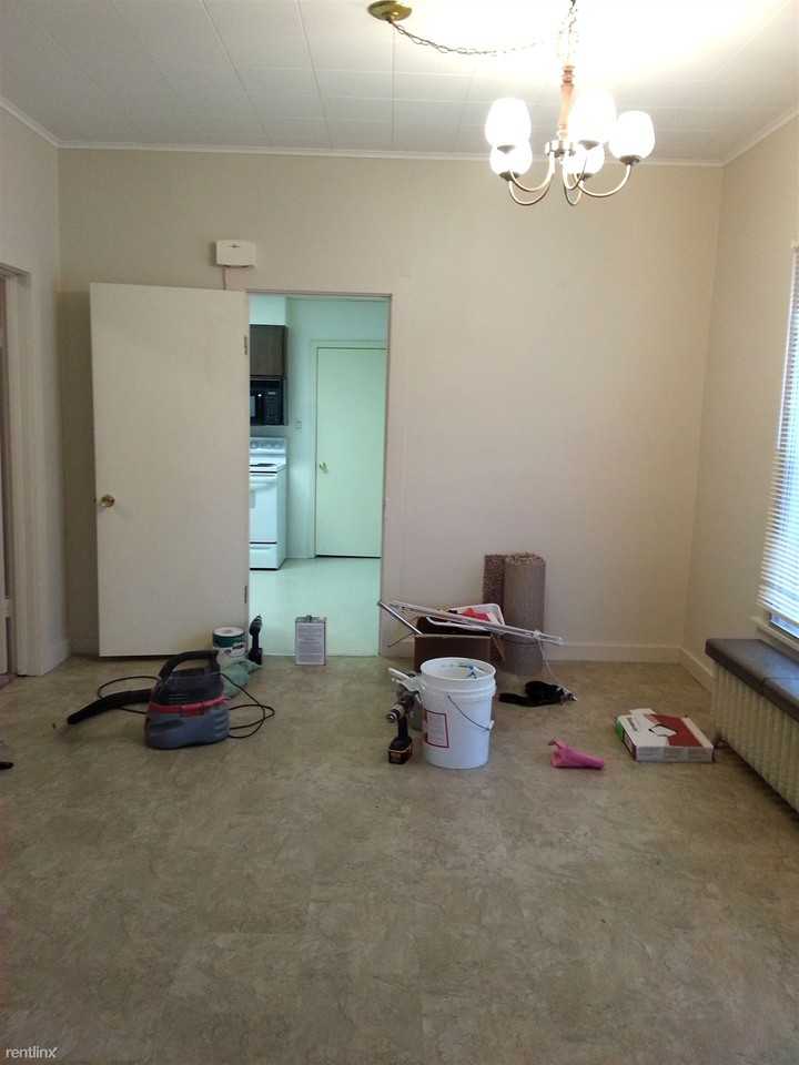 609 Bond St - Photo 2 of 12