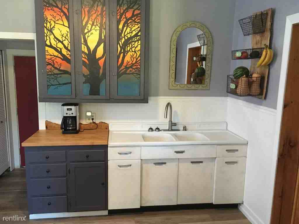 5115 North Shirley Street - Photo 3 of 12