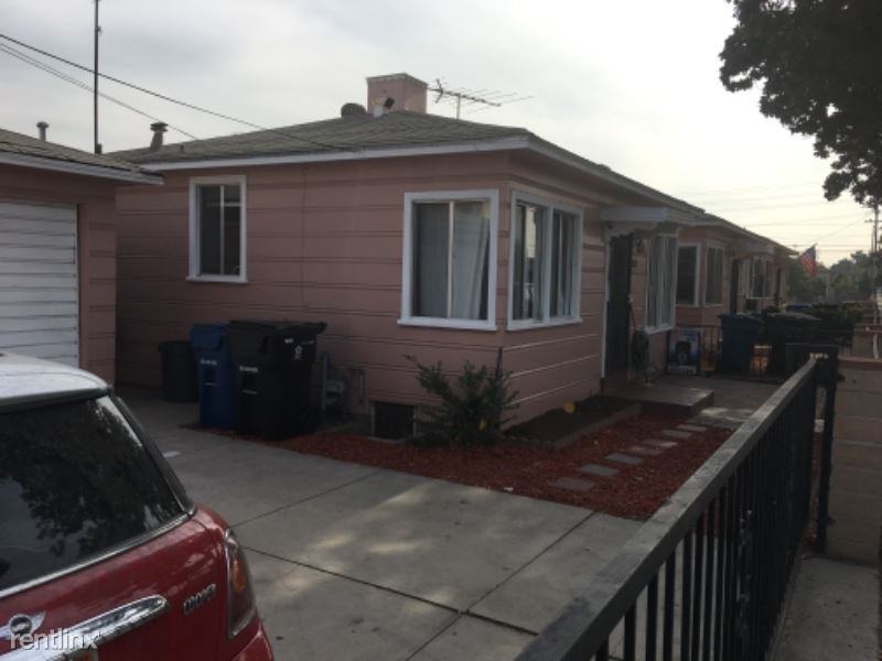 5422 Gifford Avenue - Photo 2 of 13