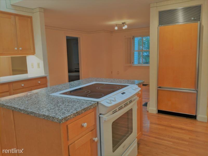 11 Maple St - Photo 3 of 25
