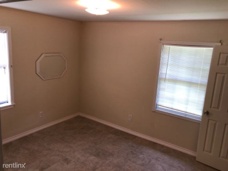 9707 Santa Cruz St - Photo 2 of 8