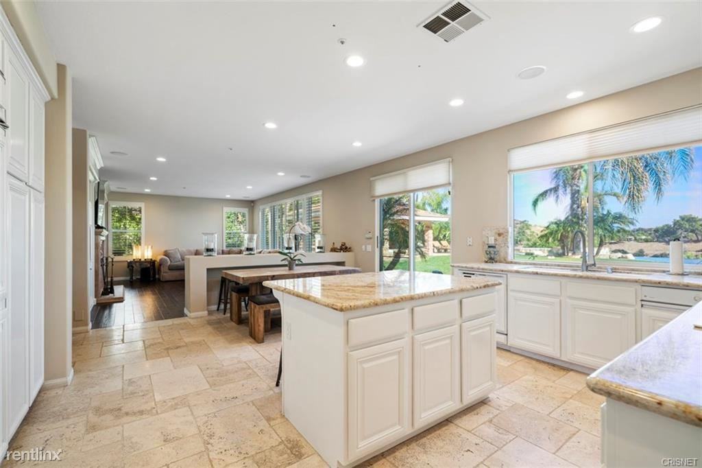 3230 Van Allen Pl - Photo 3 of 10