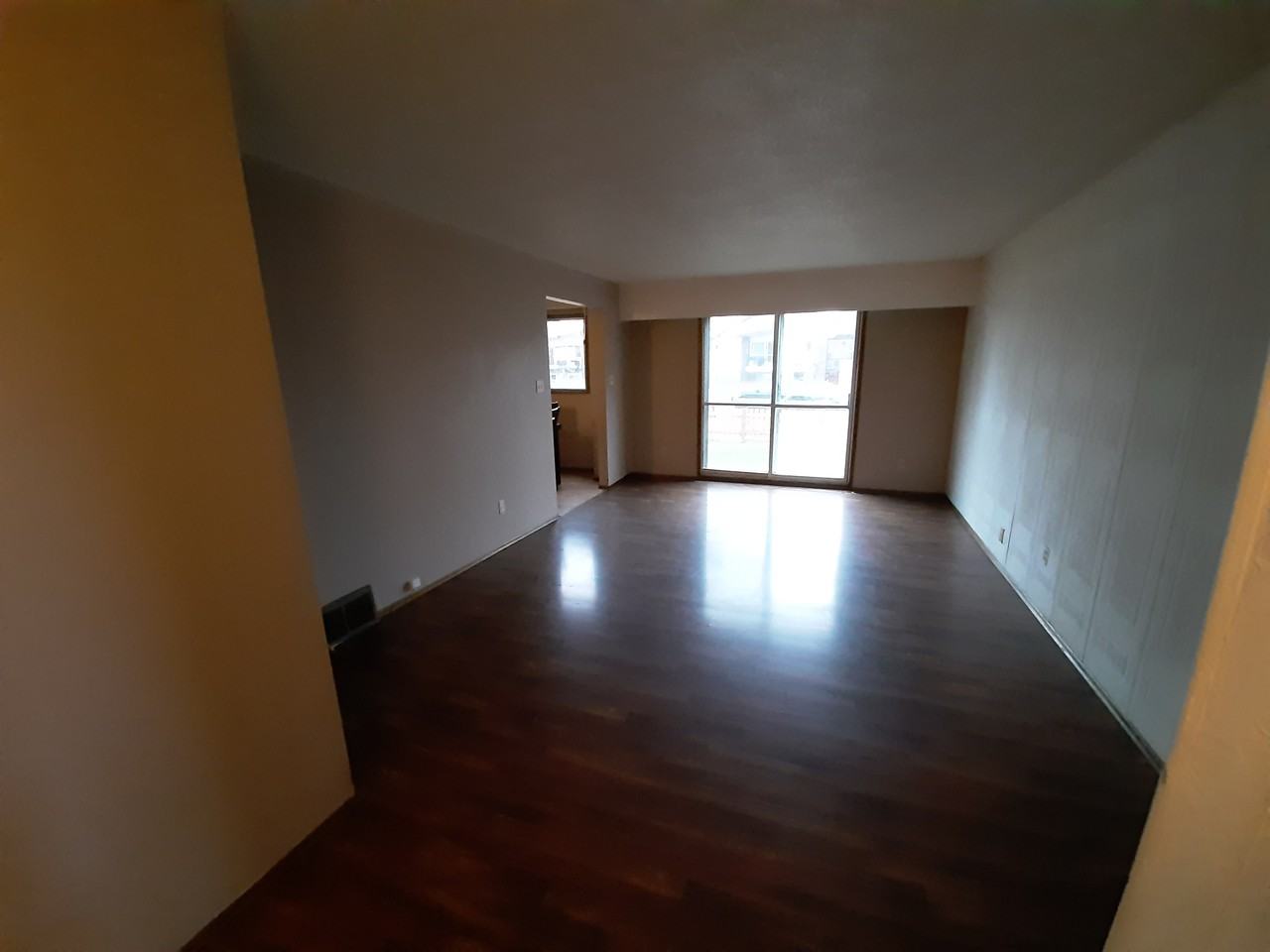 11825 46 Street Northwest - Photo 2 of 9