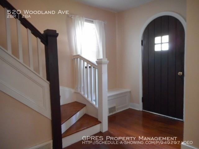 520 Woodland Ave - Photo 2 of 15