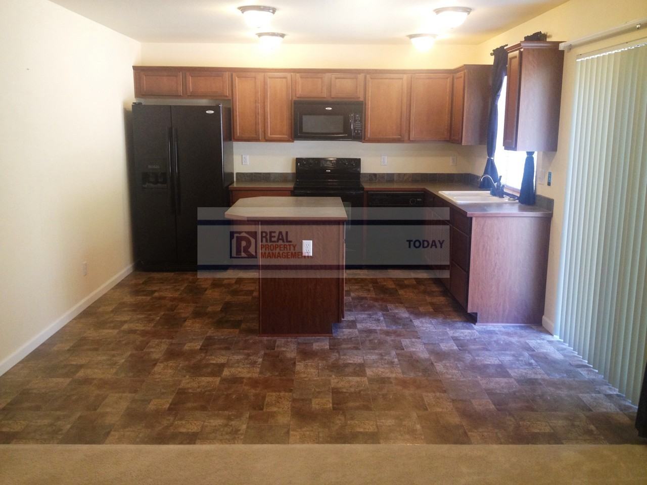 19905 100th Ave Ct E - Photo 2 of 28