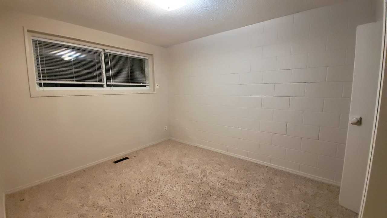 71122 Dewdney Ave Apartments 7112 Dewdney Ave, Regina, SK S4T 1E6