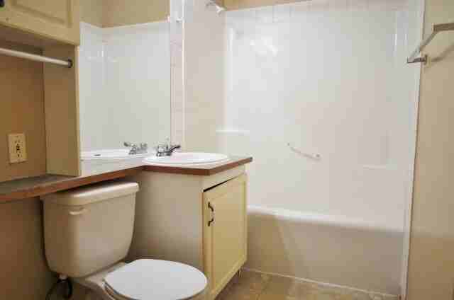 824 - #3 McIntosh Street - Photo 2 of 10