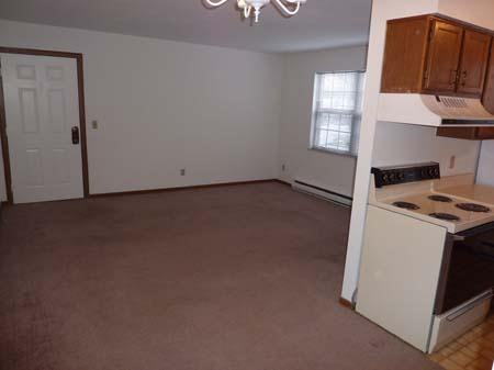 Miami Hills Apartments - Photo 2 of 4