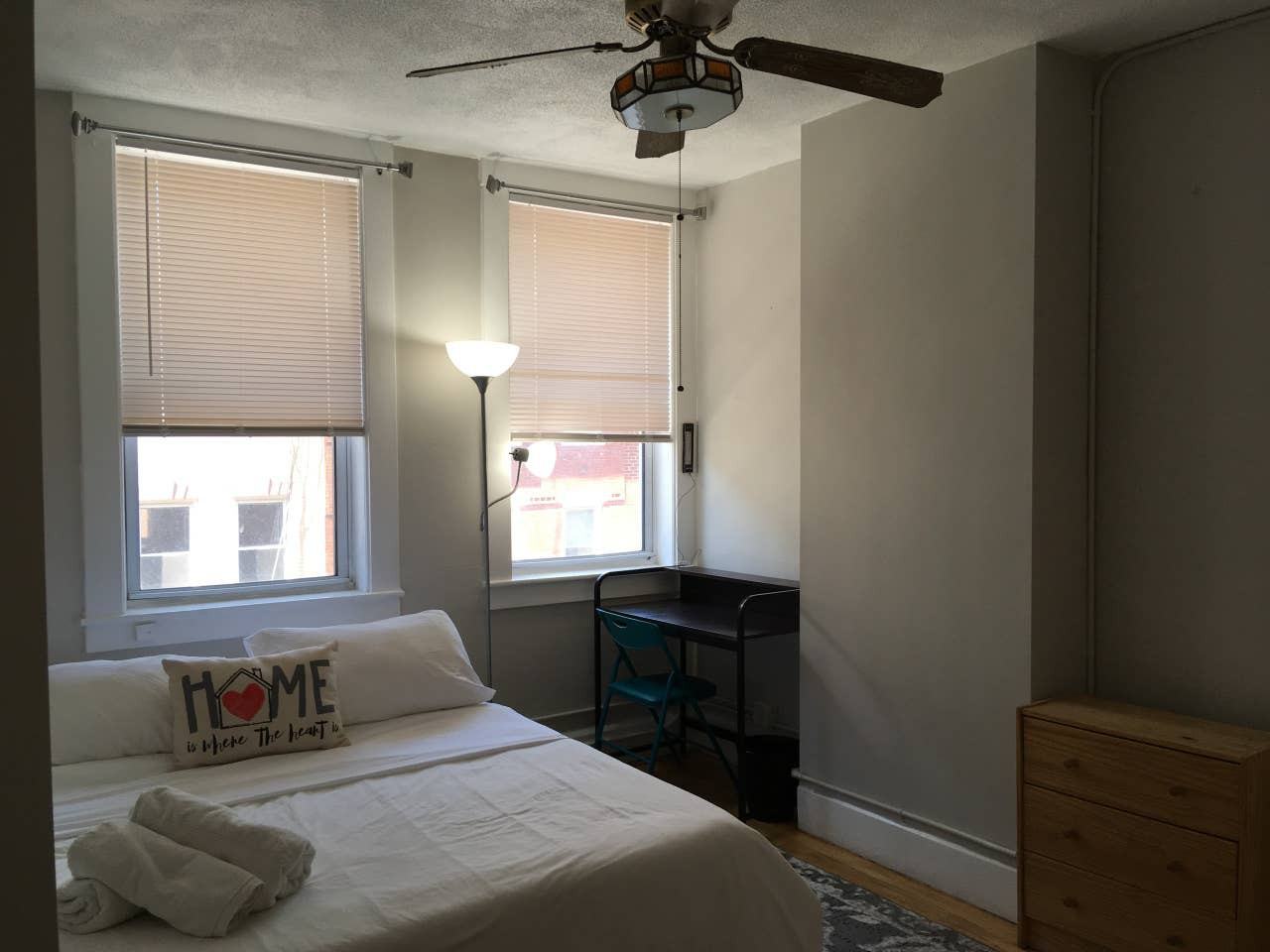 161 Endicott Street #4fhj - Photo 3 of 8