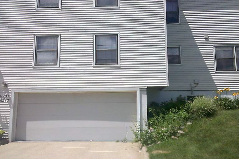 5231 Dakota Drive - Photo 3 of 20