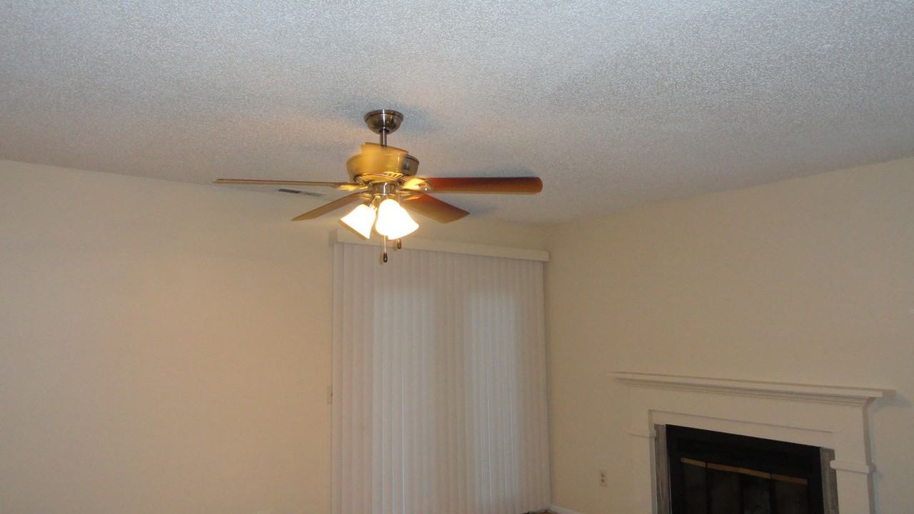 5231 Dakota Drive - Photo 6 of 20