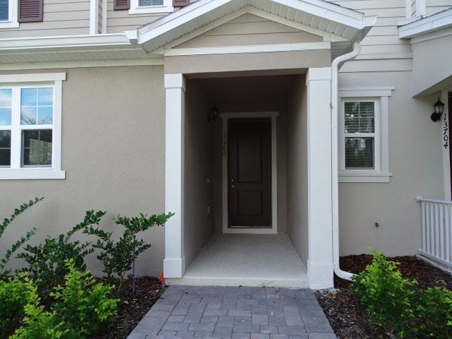 13700 Summerport Village Parkway - Photo 2 of 34