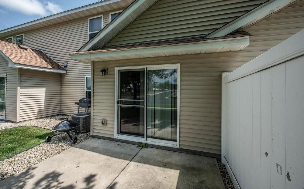 2406 Elianna Dr - Photo 3 of 25