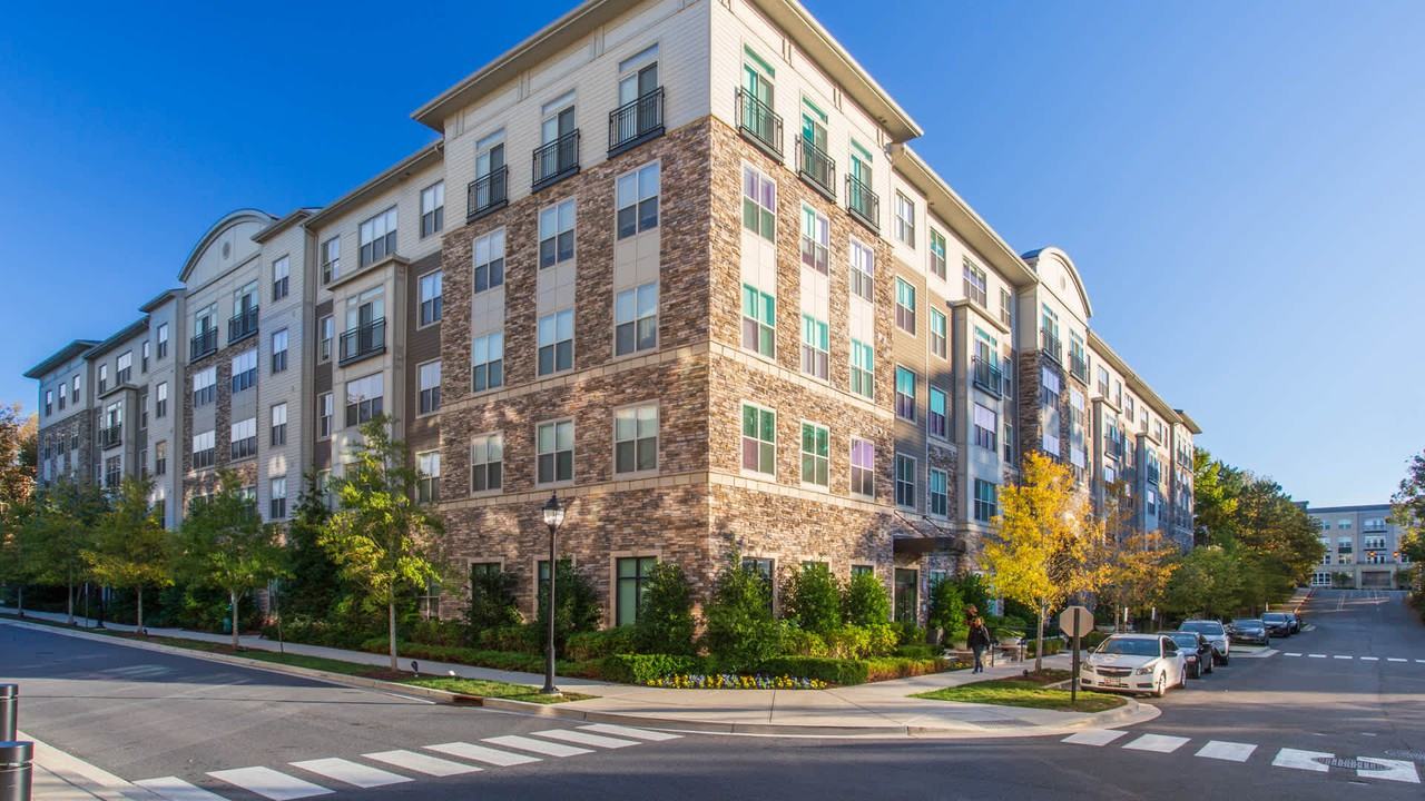 Axis at Shady Grove Apartments 9305 Corporate Blvd Rockville