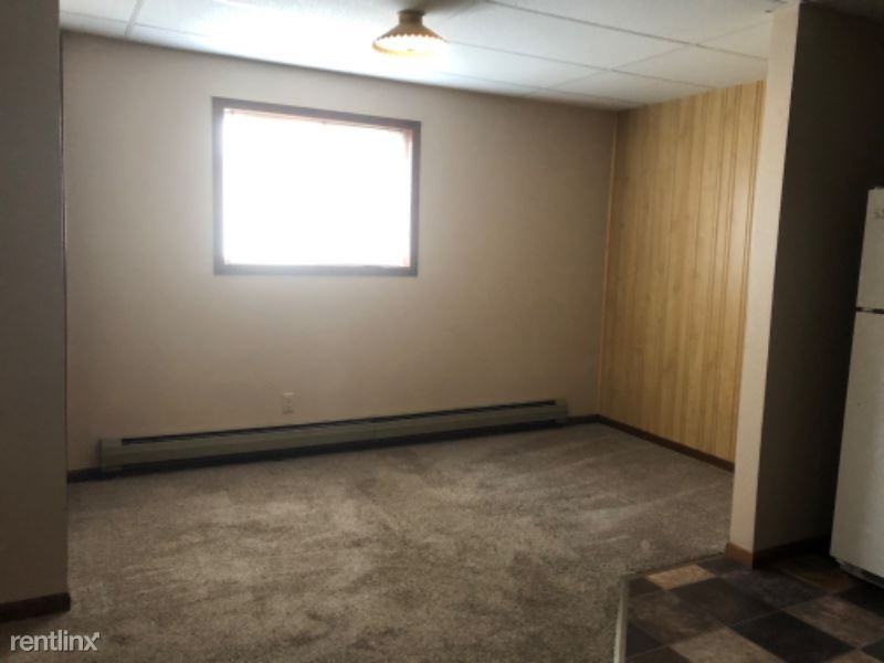 220 3rd Ave Nw 3 - Photo 2 of 4