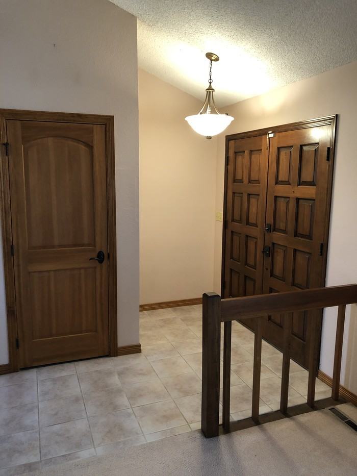 7816 South Pierce Way - Photo 3 of 24