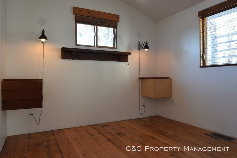 1618 Kenneth Street - Photo 3 of 5