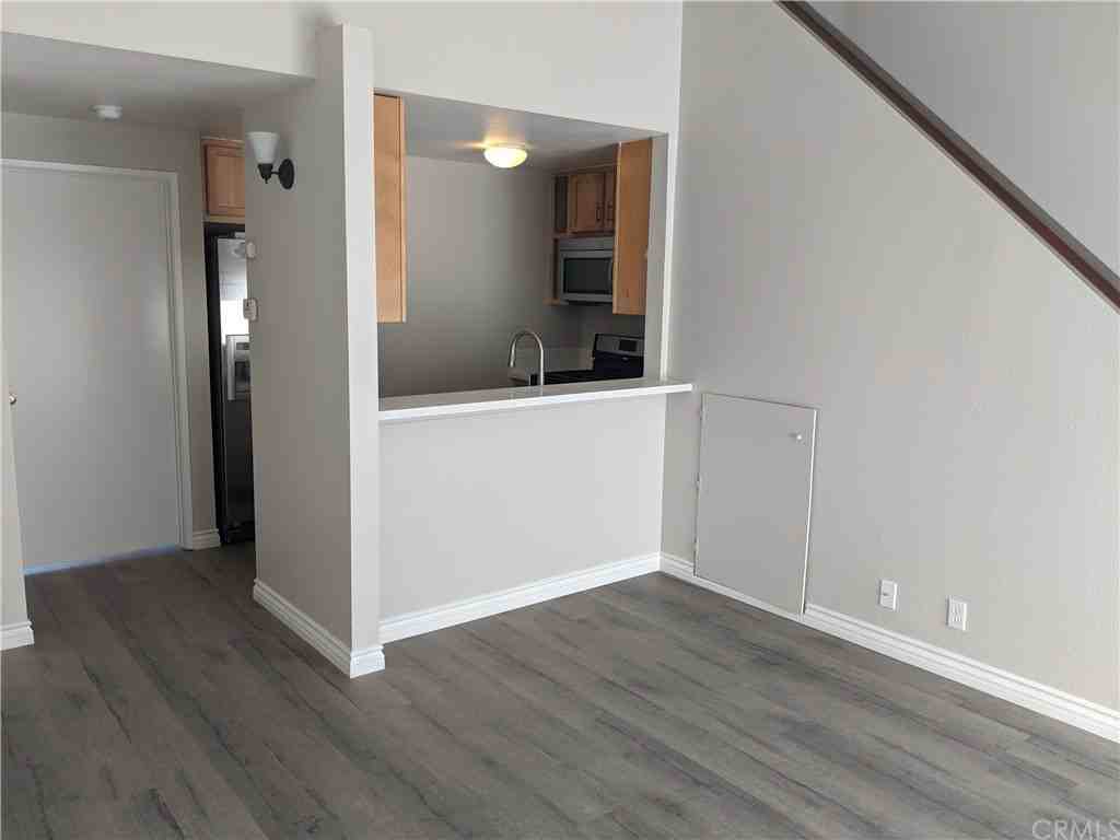 441 Orange Blossom 219 - Photo 2 of 8