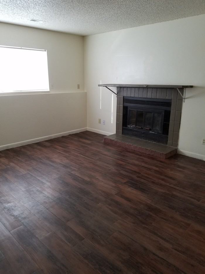 4485 East Pikes Peak Avenue - Photo 3 of 36