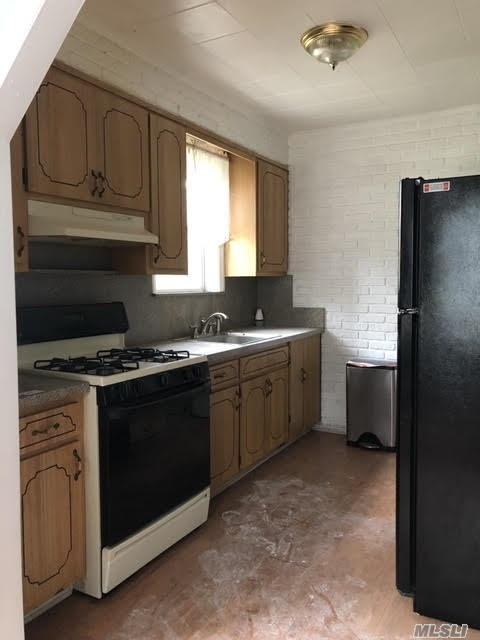 1751 Lincoln Ave - Photo 2 of 6