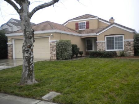 1540 Spring Ct - Photo 2 of 11