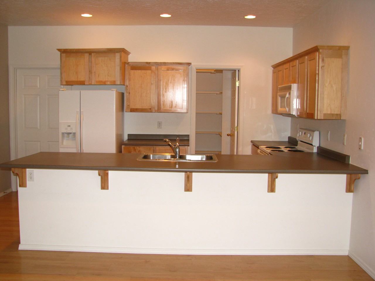 337 Aspenwood Dr - Photo 3 of 6