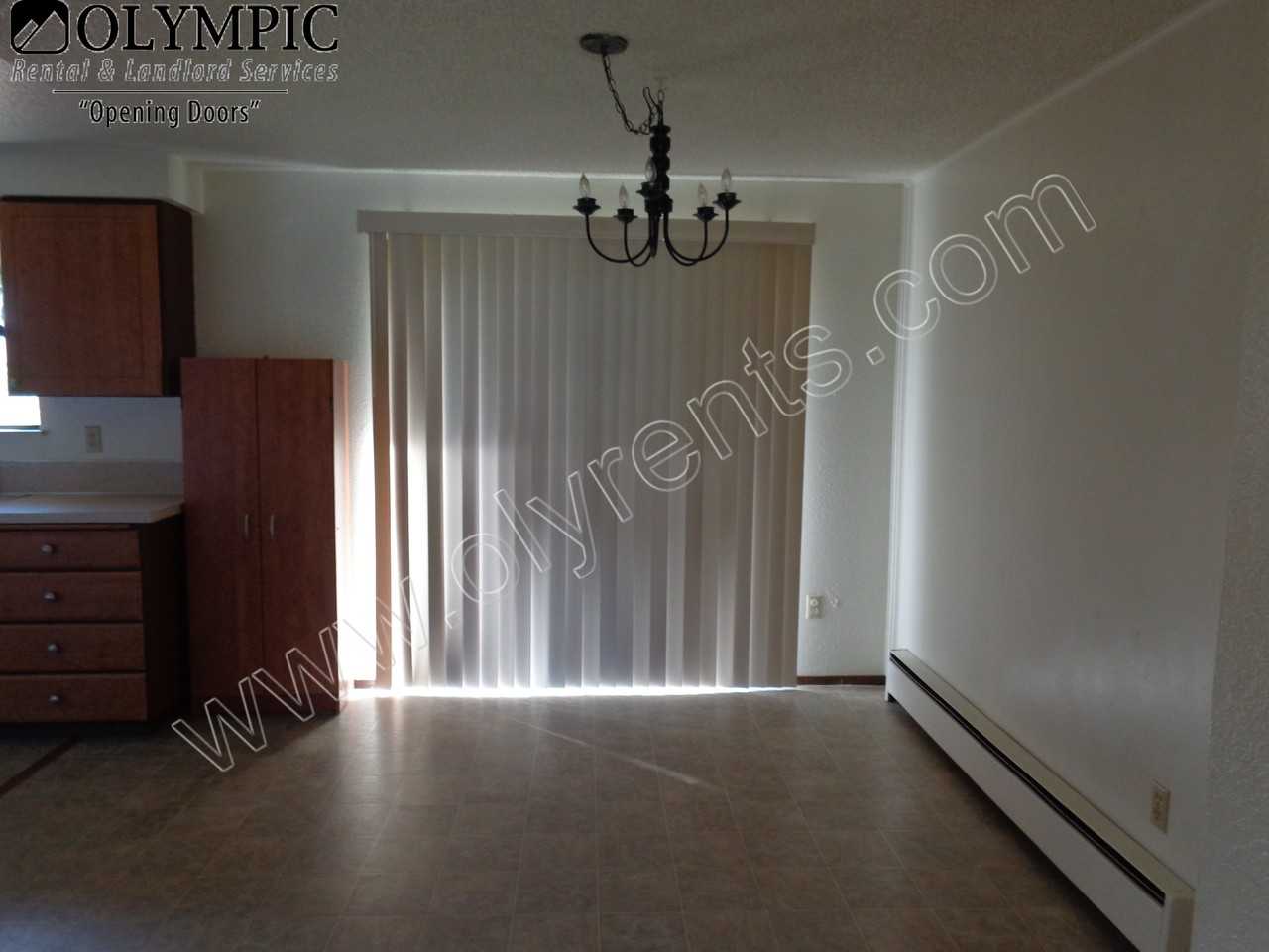 6510 Dennis Pl Sw - Photo 4 of 9