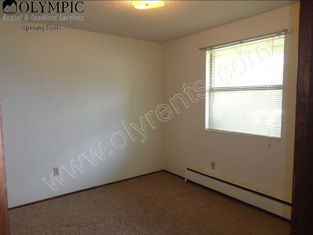 6510 Dennis Pl Sw - Photo 7 of 9