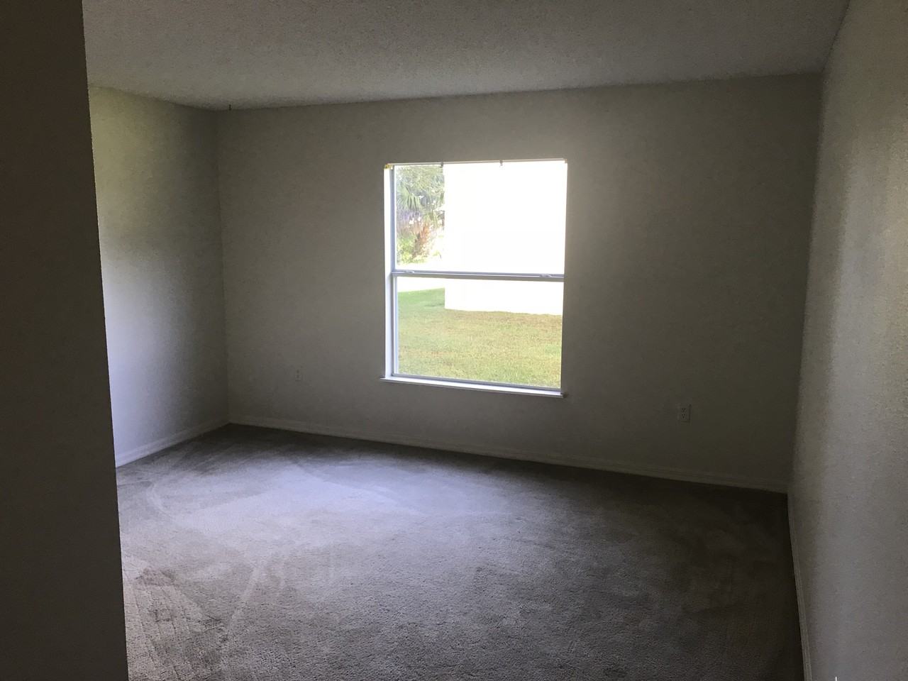 638 Caribou Ct - Photo 2 of 14