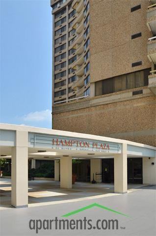 Hampton Plaza - Photo 3 of 15