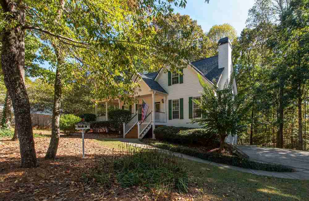 321 Windstone Trace - Photo 2 of 33