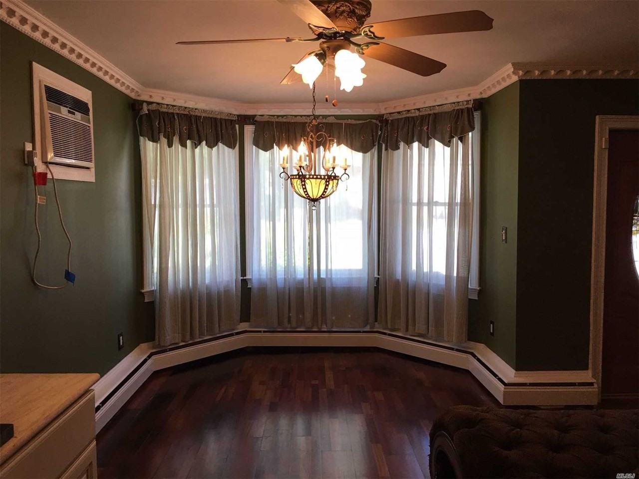 42 E 25th St - Photo 3 of 18