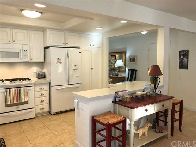23763 Calle Azorin - Photo 3 of 42