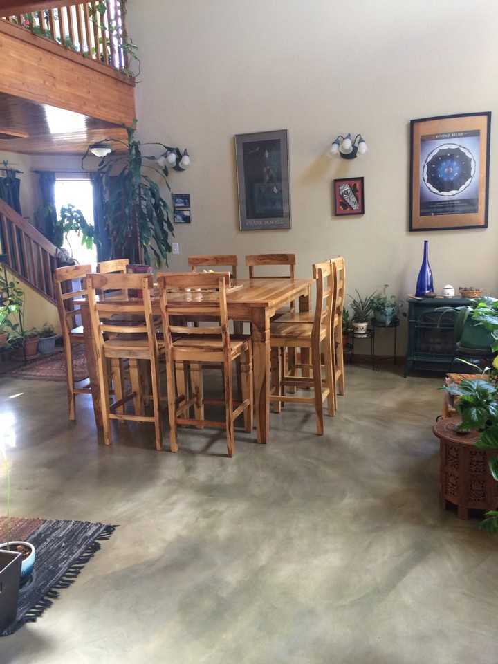 27 Elias Rd - Photo 3 of 6