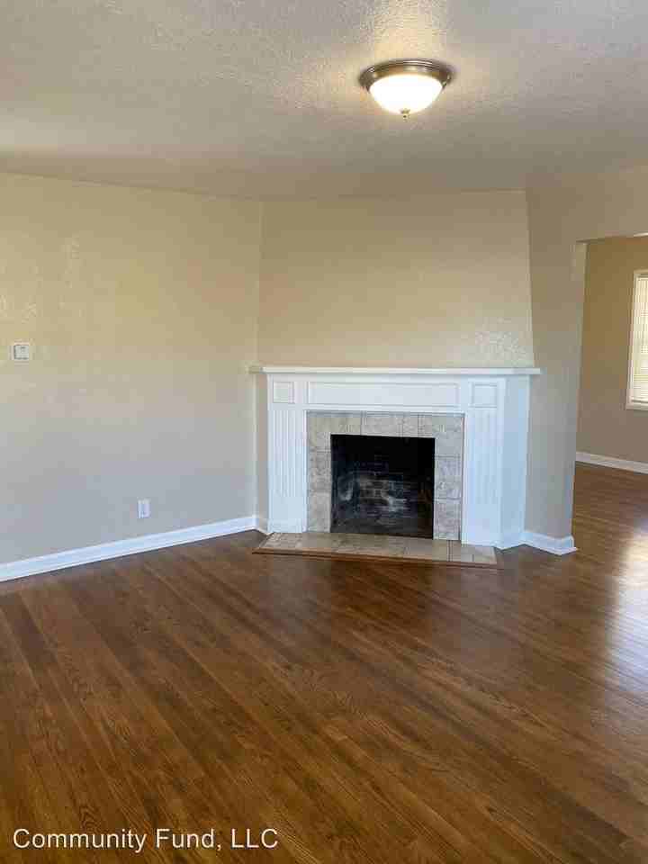 10953 Robledo Dr. - Photo 2 of 11