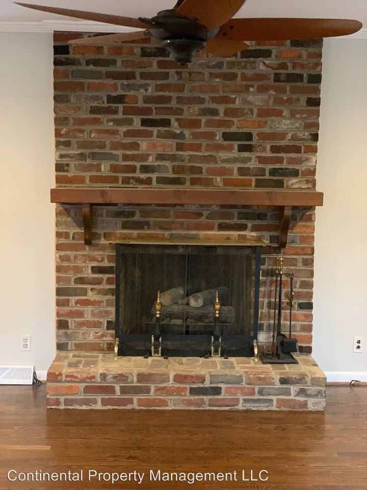 68 Vaughns Gap Road - Photo 3 of 22