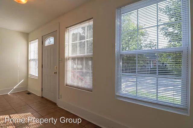 725 S. State St - Photo 3 of 24