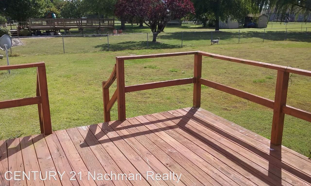205 Rhonda Road - Photo 2 of 12