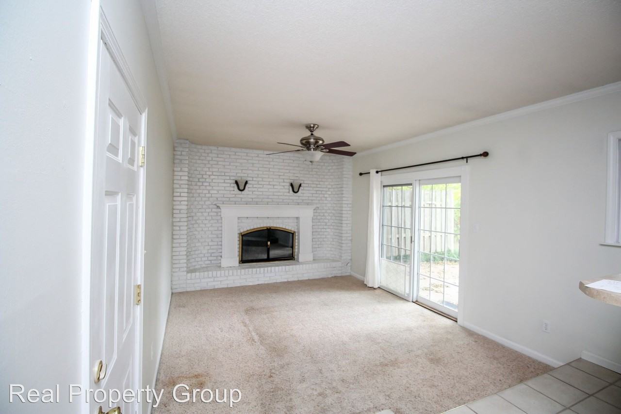 3509 Bray Ave - Photo 3 of 19